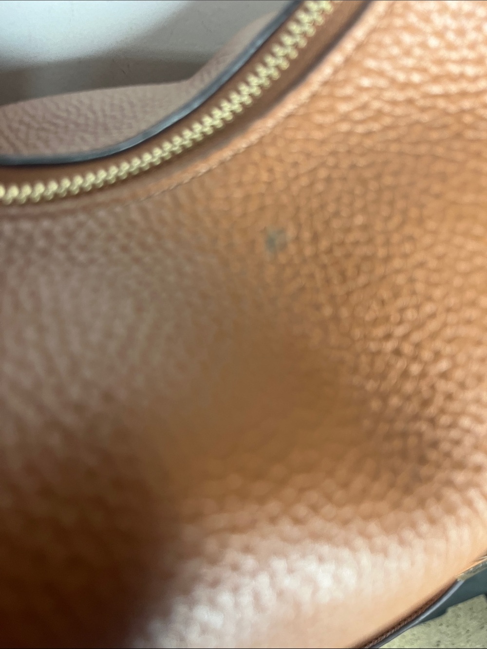 Kate Spade Zippy  Pebbled Leather Hobo Bag gingerbread brown color - Picture 9 of 13